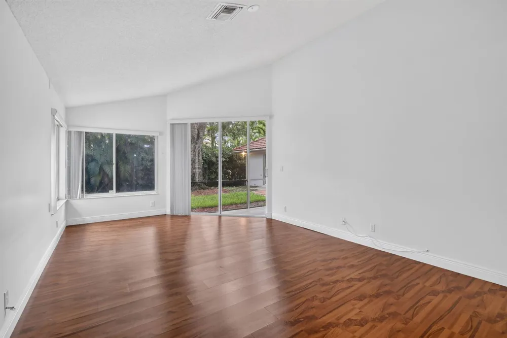 924 SPOONBILL CIRCLE Weston, FL 33326