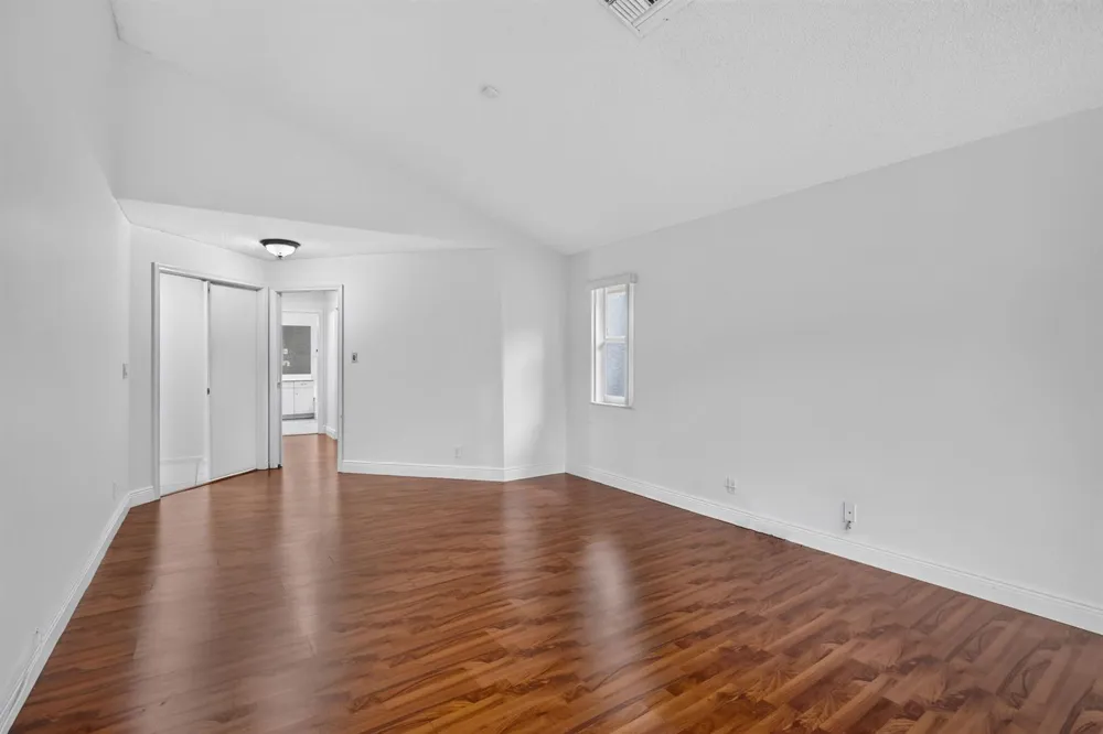 924 SPOONBILL CIRCLE Weston, FL 33326