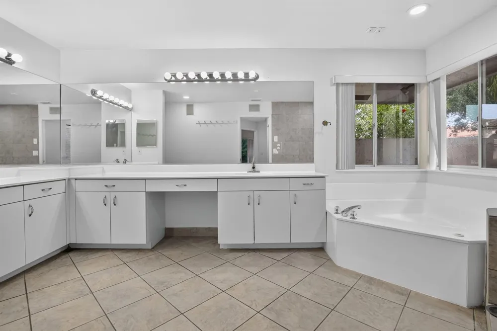 924 SPOONBILL CIRCLE Weston, FL 33326