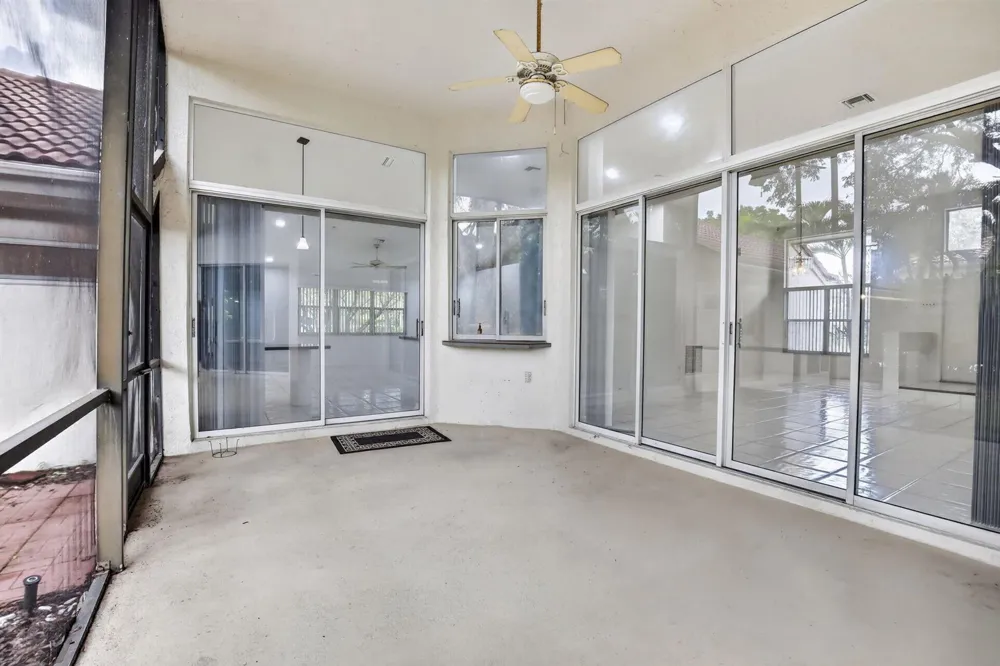 924 SPOONBILL CIRCLE Weston, FL 33326