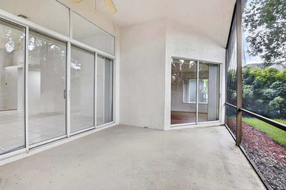 924 SPOONBILL CIRCLE Weston, FL 33326