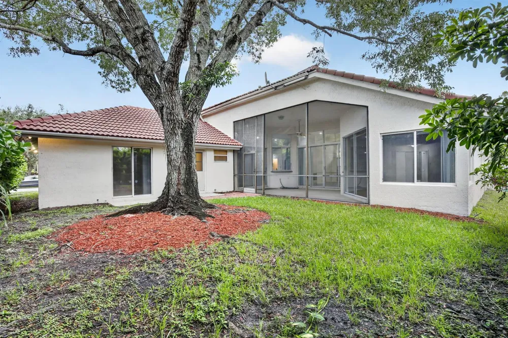 924 SPOONBILL CIRCLE Weston, FL 33326