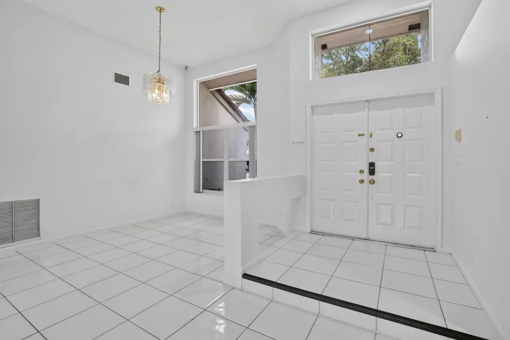 924 SPOONBILL CIRCLE Weston, FL 33326