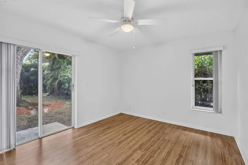 924 SPOONBILL CIRCLE Weston, FL 33326