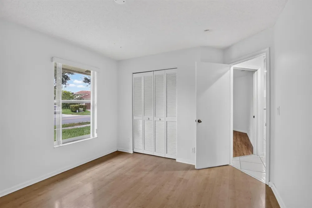 924 SPOONBILL CIRCLE Weston, FL 33326
