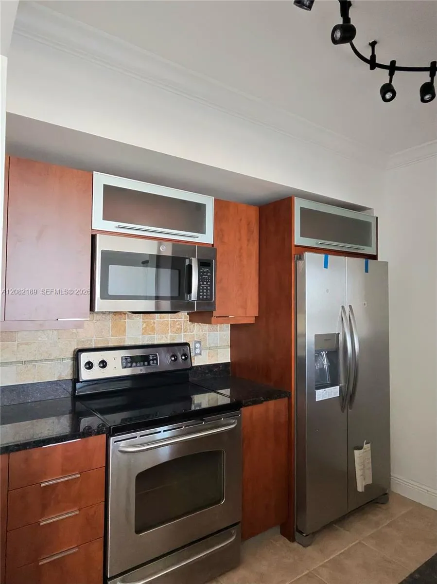 7350 SW 89th St #1102S Miami, FL 33156