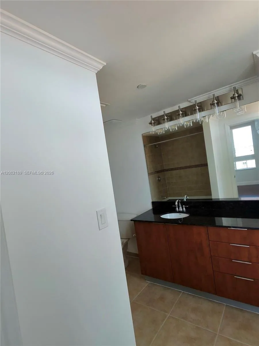 7350 SW 89th St #1102S Miami, FL 33156