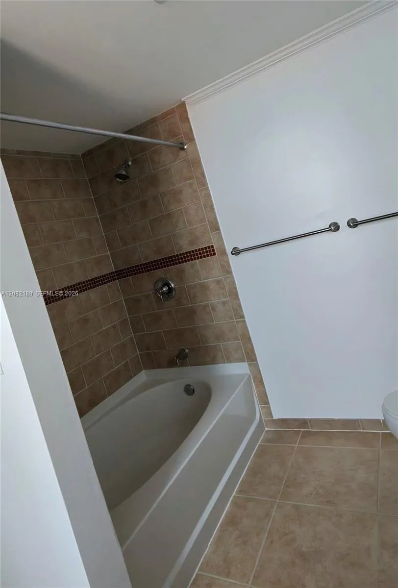 7350 SW 89th St #1102S Miami, FL 33156