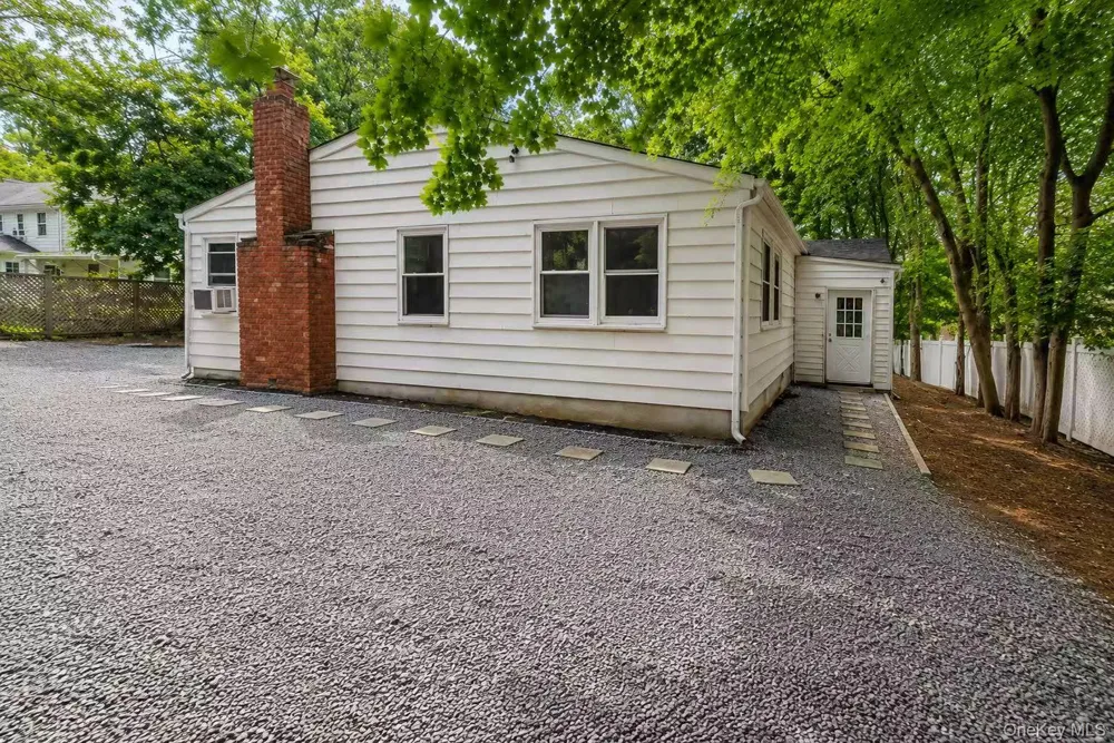 40 Christian Avenue Setauket, NY 11733