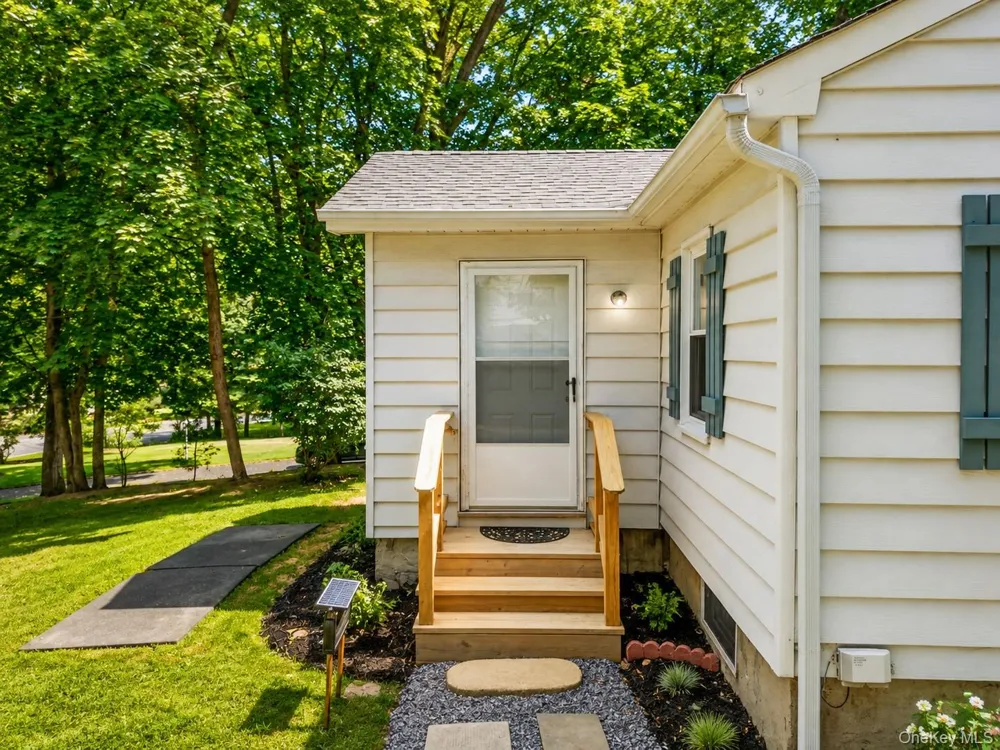 40 Christian Avenue Setauket, NY 11733
