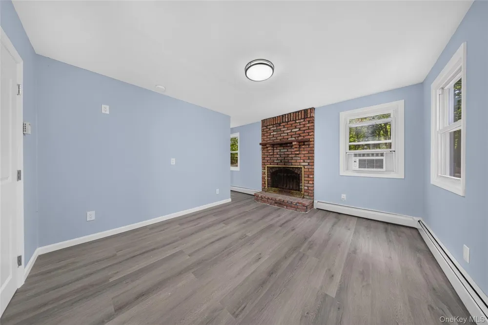 40 Christian Avenue Setauket, NY 11733
