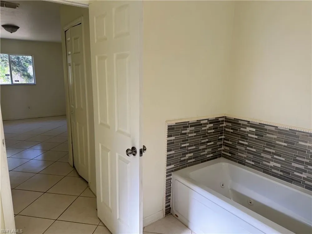 934 Garnet Avenue Lehigh Acres, FL 33974