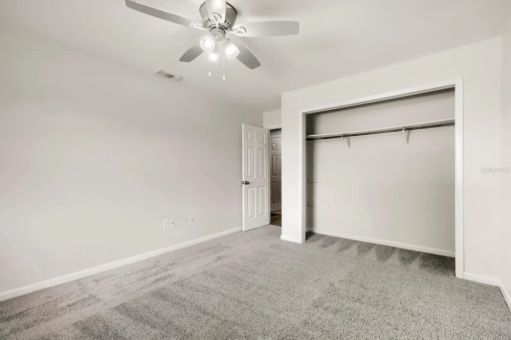 1418 OAK VALLEY DRIVE Seffner, FL 33584