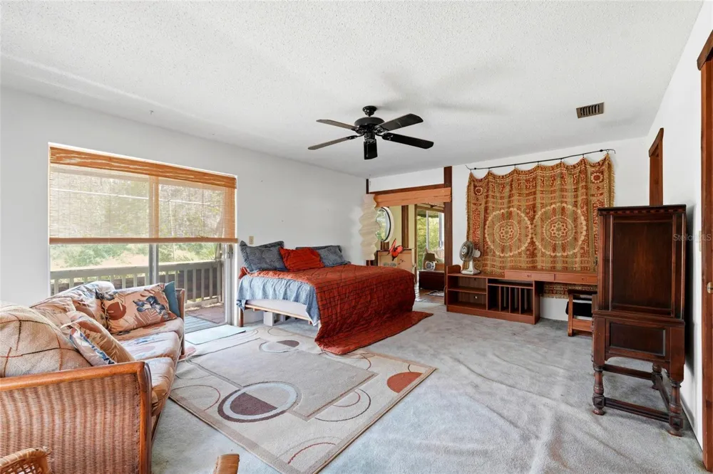 504 NE 7TH STREET Gainesville, FL 32601