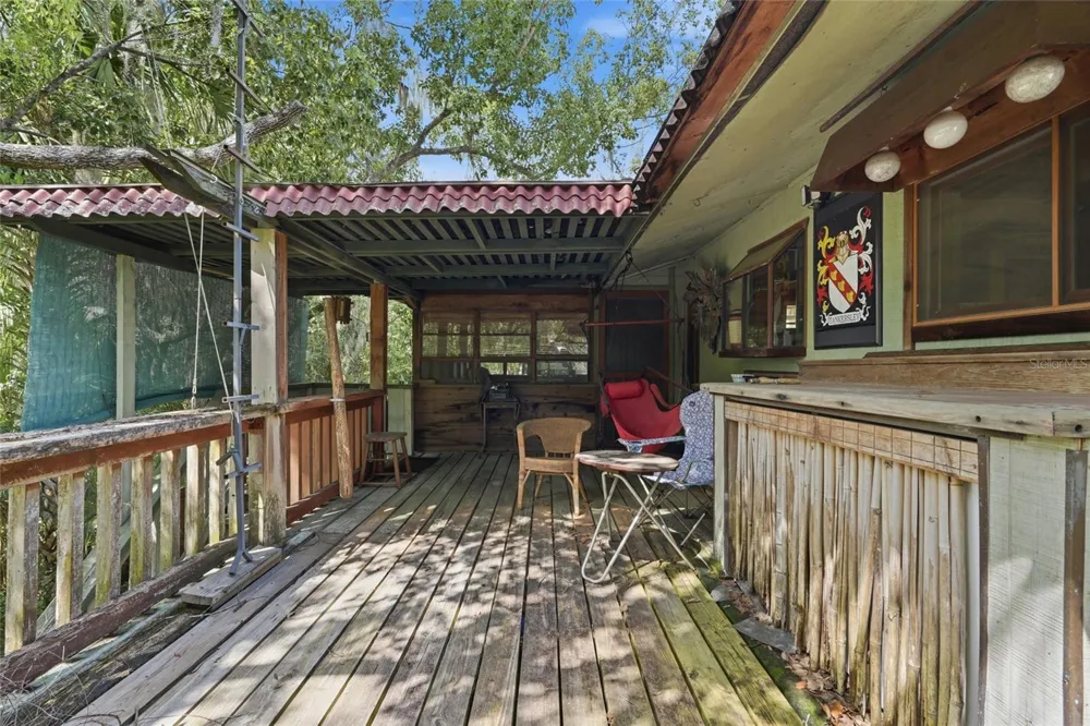 504 NE 7TH STREET Gainesville, FL 32601