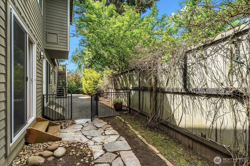 6308 110th Avenue NE Kirkland, WA 98033