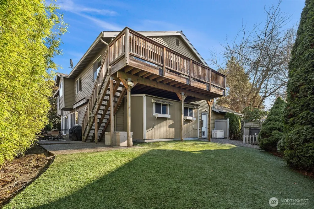 6308 110th Avenue NE Kirkland, WA 98033