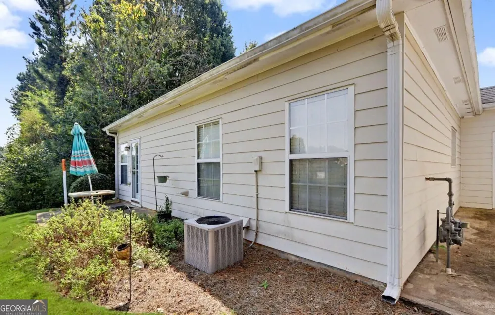 1539 Rachels RDG NW Kennesaw, GA 30152