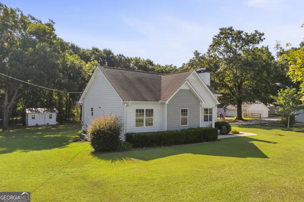 216 Yancey RD Arnoldsville, GA 30619