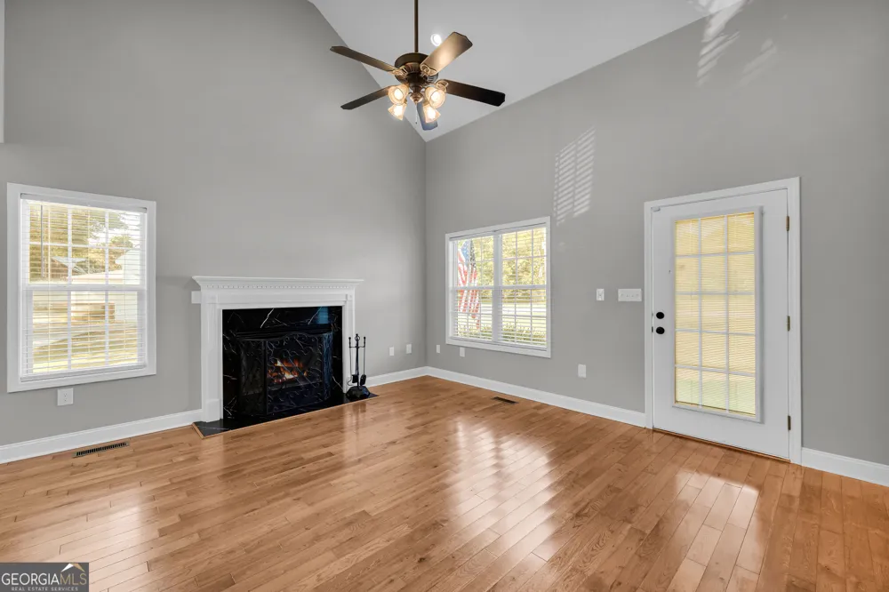 216 Yancey RD Arnoldsville, GA 30619