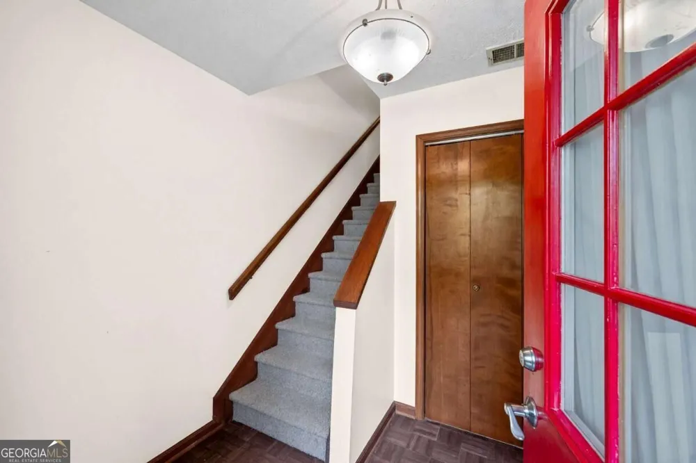 568 Stratford GRN Avondale Estates, GA 30002