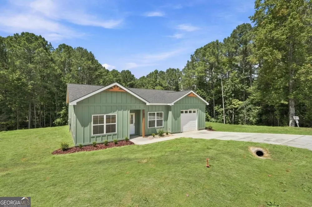 381 Bethel RD Talking Rock, GA 30175