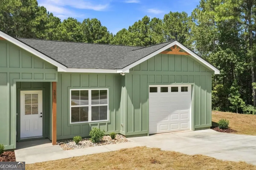 381 Bethel RD Talking Rock, GA 30175
