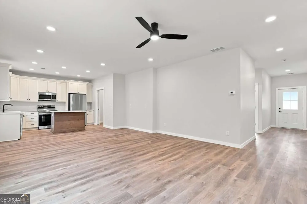 381 Bethel RD Talking Rock, GA 30175