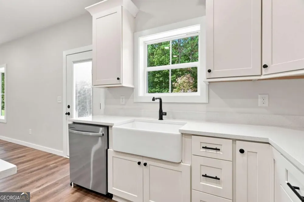 381 Bethel RD Talking Rock, GA 30175