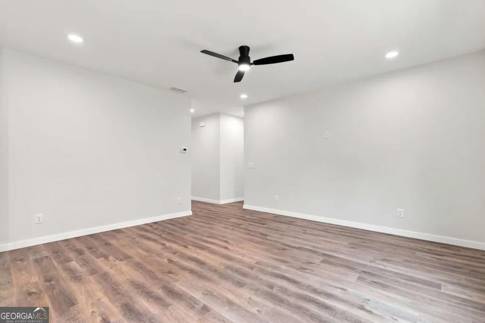 381 Bethel RD Talking Rock, GA 30175