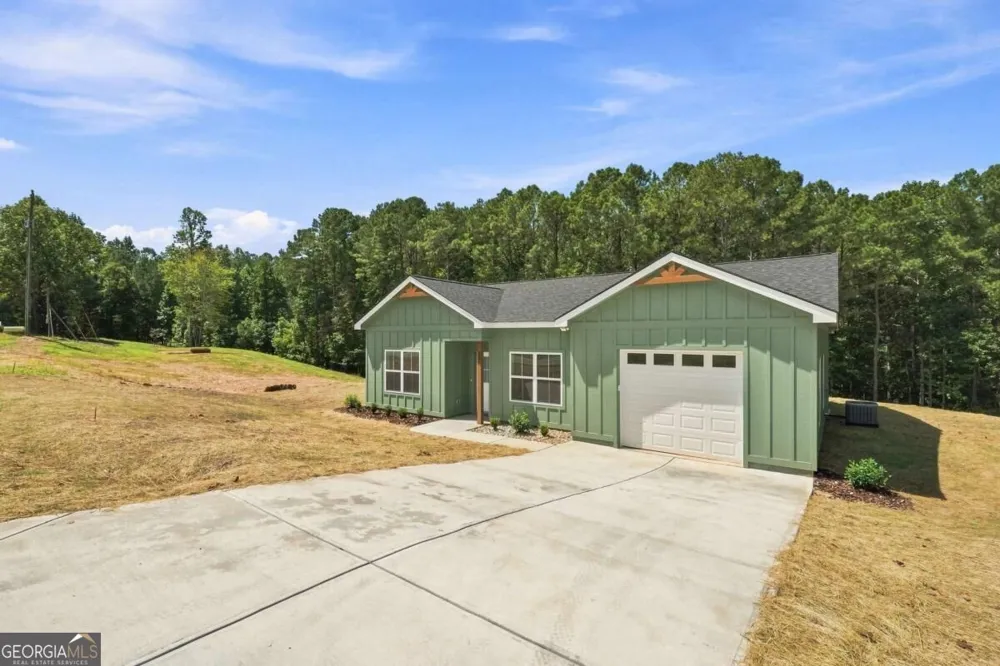 381 Bethel RD Talking Rock, GA 30175