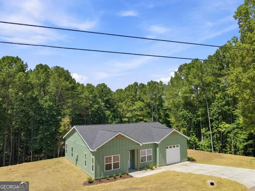 381 Bethel RD Talking Rock, GA 30175