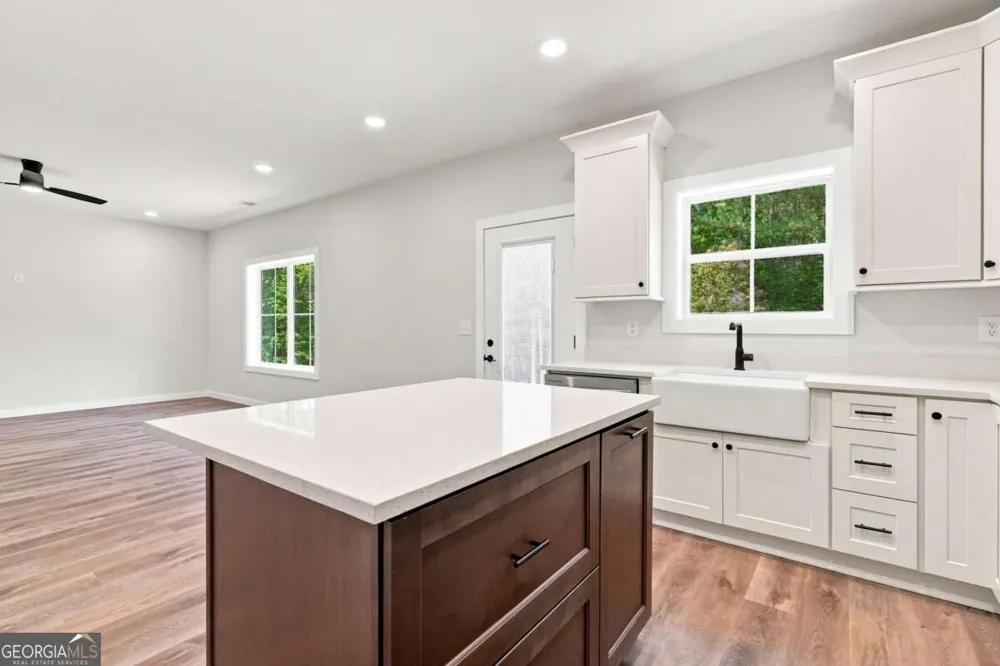 381 Bethel RD Talking Rock, GA 30175