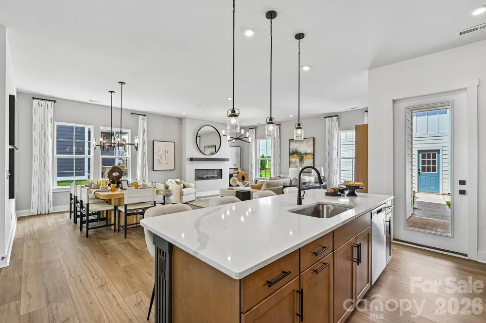 4120 Hickory Place Lane Pineville, NC 28134