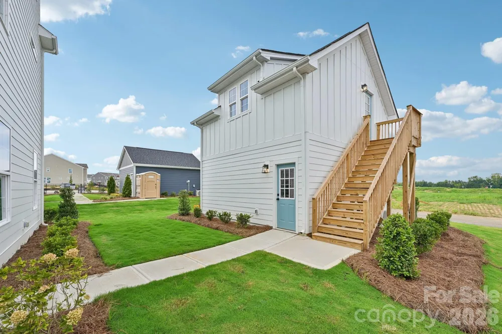 4120 Hickory Place Lane Pineville, NC 28134