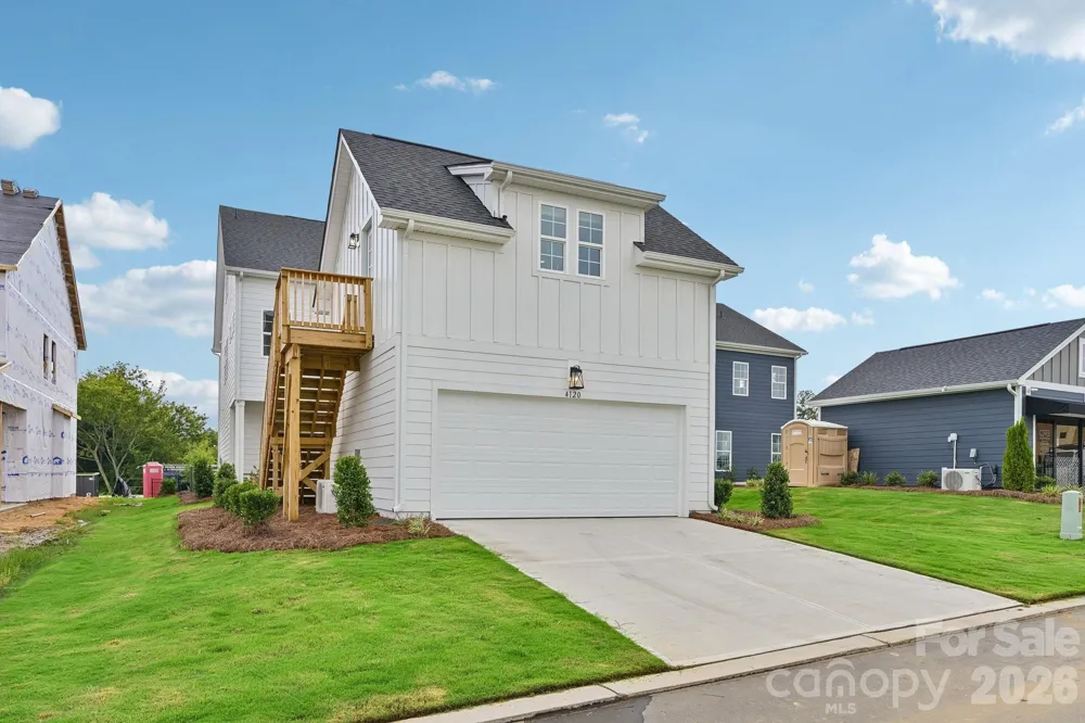 4120 Hickory Place Lane Pineville, NC 28134