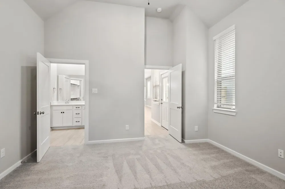 221 Flora Springs Cove Liberty Hill, TX 78642