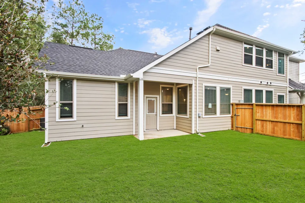 221 Flora Springs Cove Liberty Hill, TX 78642