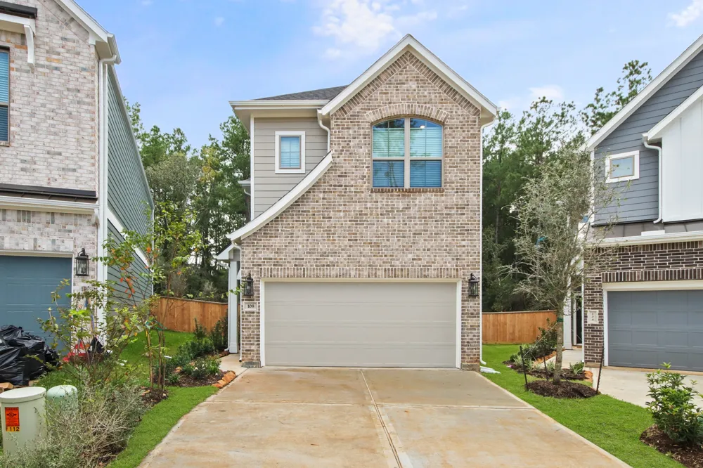 221 Flora Springs Cove Liberty Hill, TX 78642