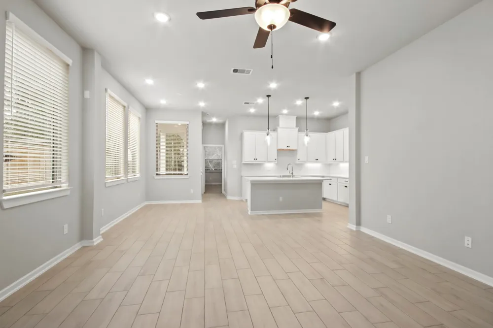 221 Flora Springs Cove Liberty Hill, TX 78642