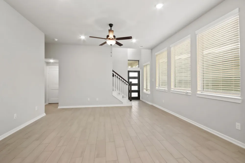 221 Flora Springs Cove Liberty Hill, TX 78642