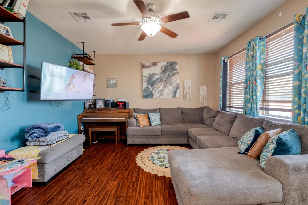 3725 Anchor Bay Drive Pflugerville, TX 78660