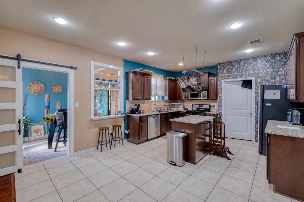 3725 Anchor Bay Drive Pflugerville, TX 78660