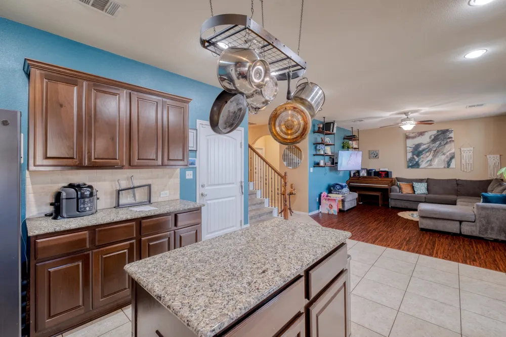 3725 Anchor Bay Drive Pflugerville, TX 78660