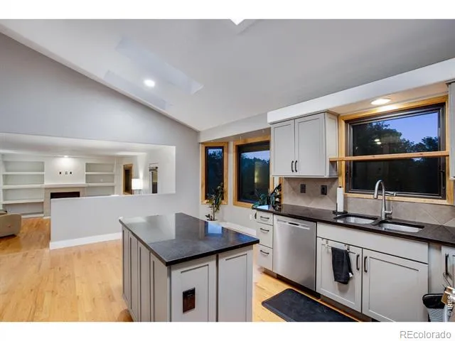 422 Hillsboro Court Fort Collins, CO 80525