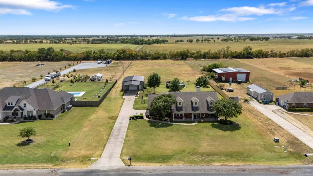 6287 Bridle Trail Caddo Mills, TX 75135