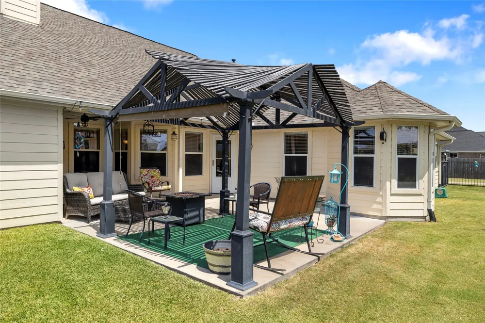 6287 Bridle Trail Caddo Mills, TX 75135