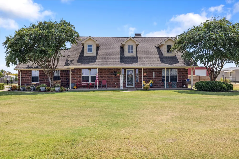 6287 Bridle Trail Caddo Mills, TX 75135