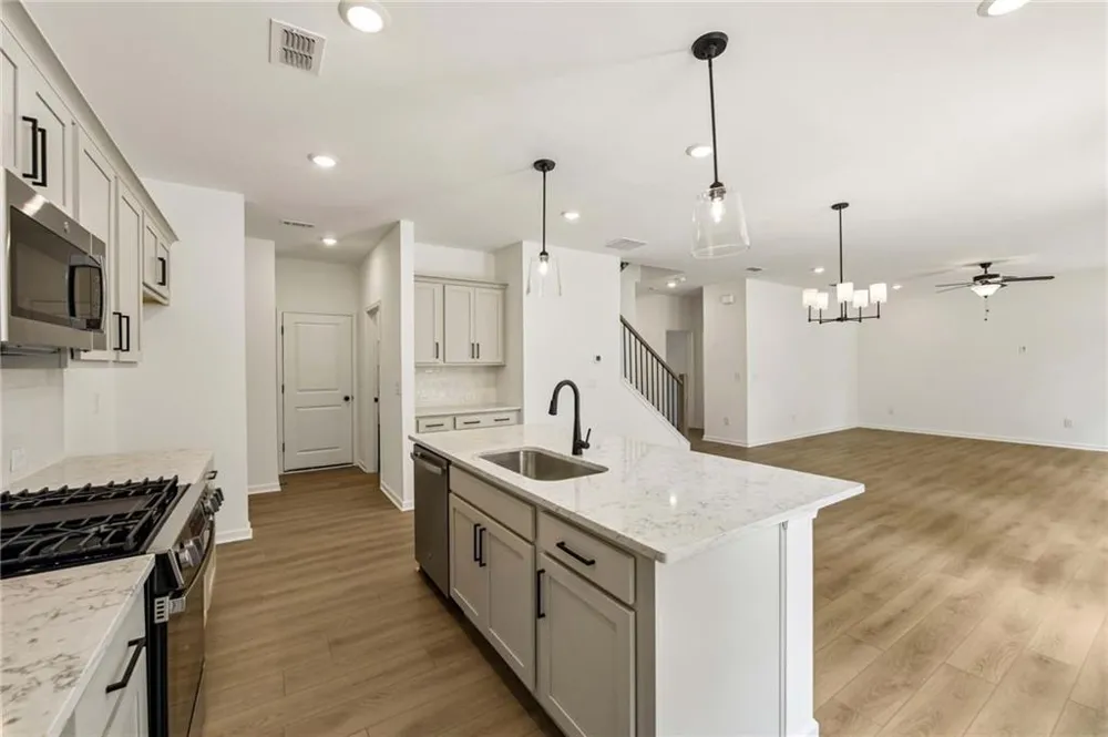 5355 Callahan Trace Flowery Branch, GA 30542