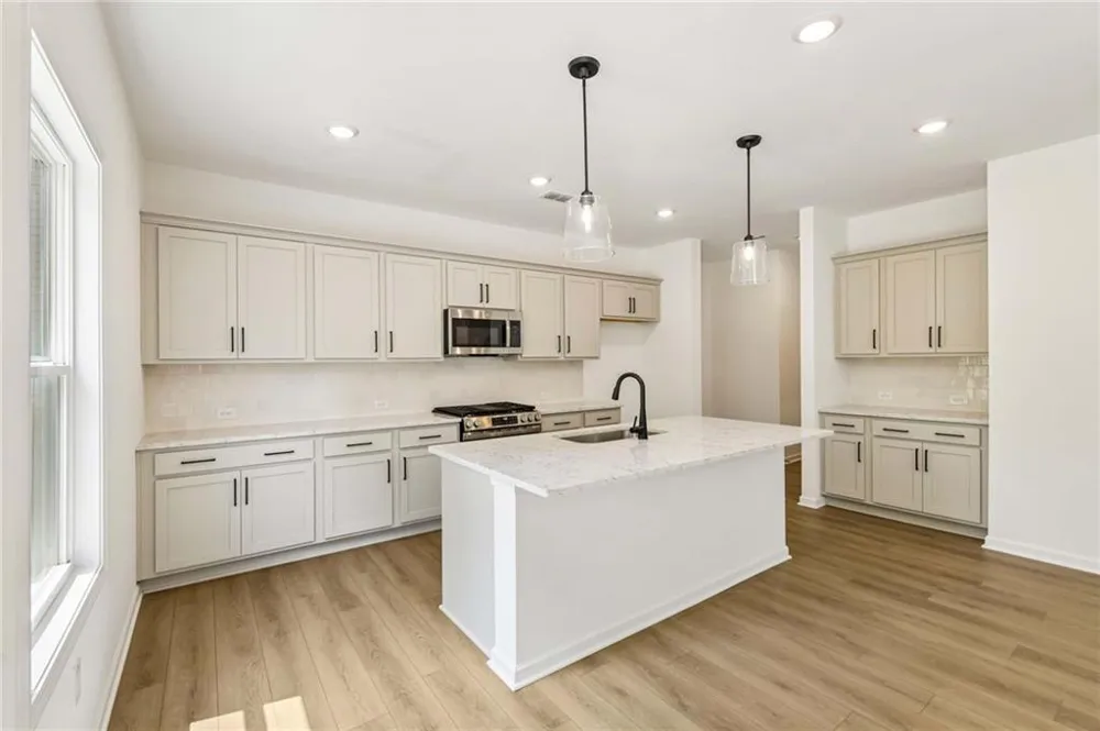 5355 Callahan Trace Flowery Branch, GA 30542